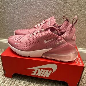 Nike Air Max 270 Kids Sneakers in Pink and White